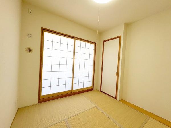 エルシア東加賀屋 内観写真（リビング以外の居室）