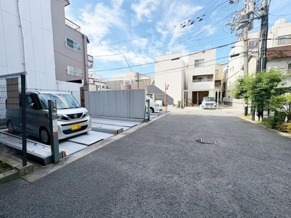 エルシア東加賀屋 共用部写真（駐車場）