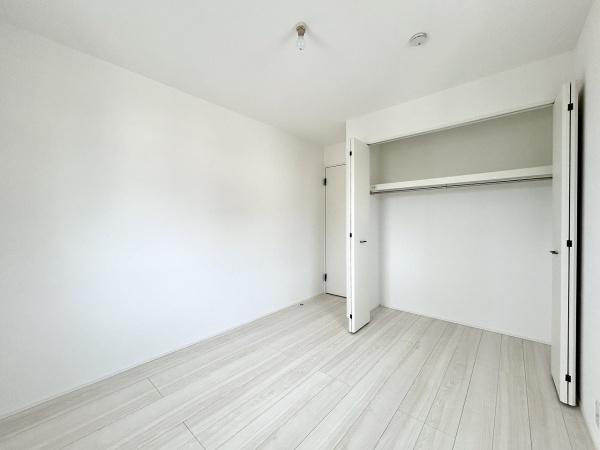 堺市中区福田第3期2号棟　中古戸建 内観写真（リビング以外の居室）