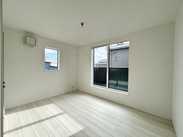 堺市中区福田第3期2号棟　中古戸建 内観写真（リビング以外の居室）