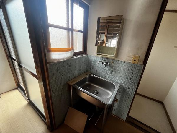 京都市上京区東西俵屋町　中古テラスハウス 内観写真（洗面台・洗面所）