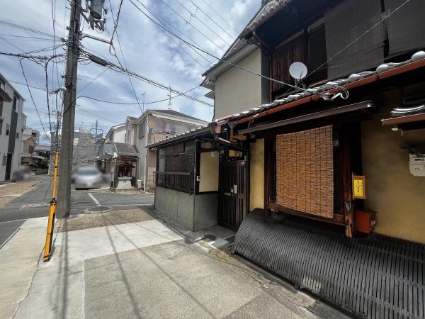 京都市上京区東西俵屋町　中古テラスハウス 現地写真（前面道路含む現地写真）