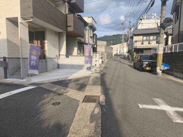 京都市山科区音羽山等地　中古戸建 現地写真（前面道路含む現地写真）