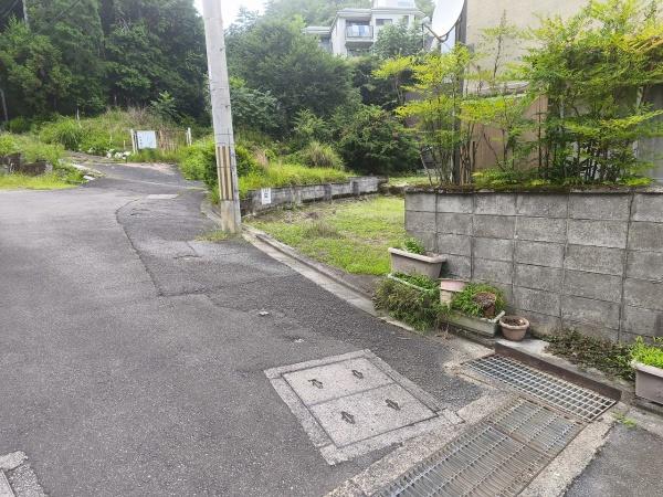 京都市北区衣笠氷室町　建築条件無売土地 現地写真（前面道路含む現地写真）