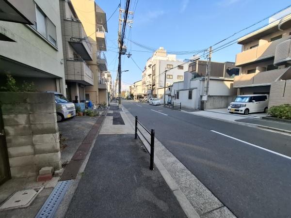 大阪市東淀川区豊里6丁目　中古戸建 現地写真（前面道路含む現地写真）