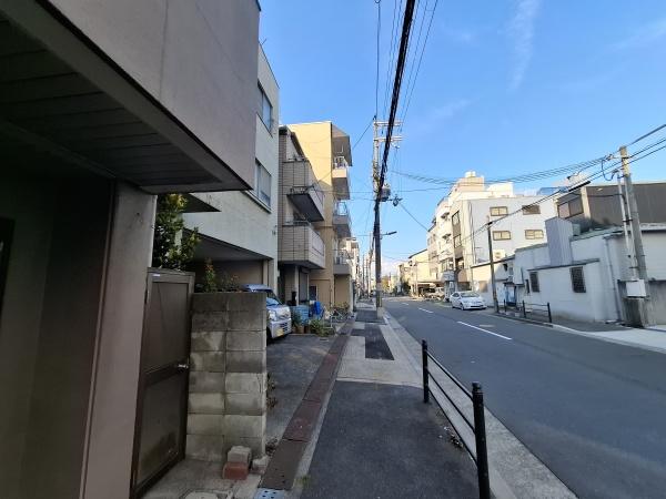大阪市東淀川区豊里6丁目　中古戸建 現地写真（前面道路含む現地写真）