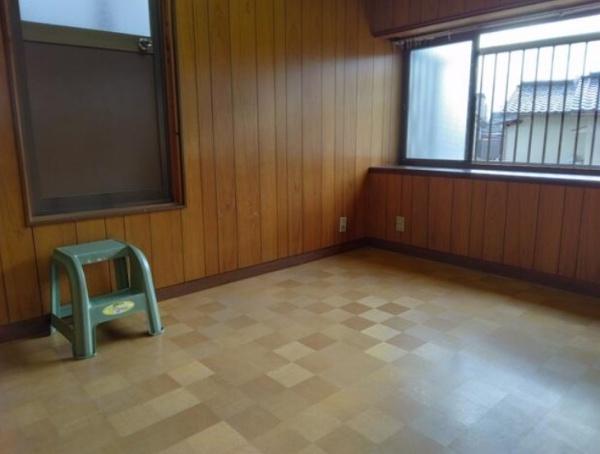 京都市北区衣笠西開キ町　中古戸建 内観写真（リビング以外の居室）