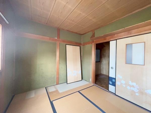大阪市平野区平野東1丁目　中古戸建 内観写真（リビング以外の居室）