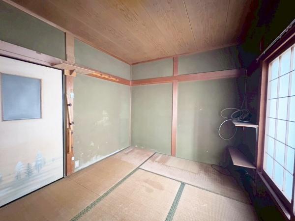 大阪市平野区平野東1丁目　中古戸建 内観写真（リビング以外の居室）