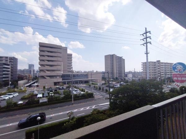 ユアサハイム新高 現地写真（バルコニー）