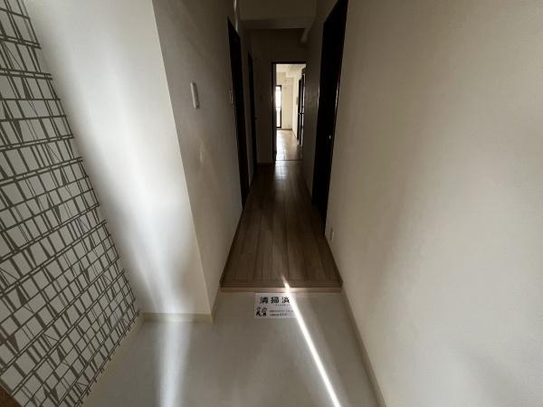 アルモード京都高辻 現地写真（玄関）