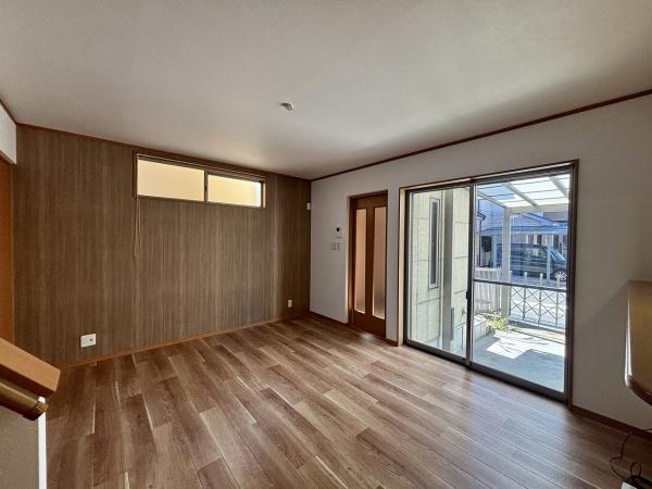 大阪府堺市美原区南余部 内観写真（リビング）