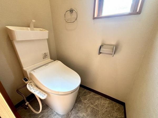 大阪府堺市美原区南余部 内観写真（トイレ）