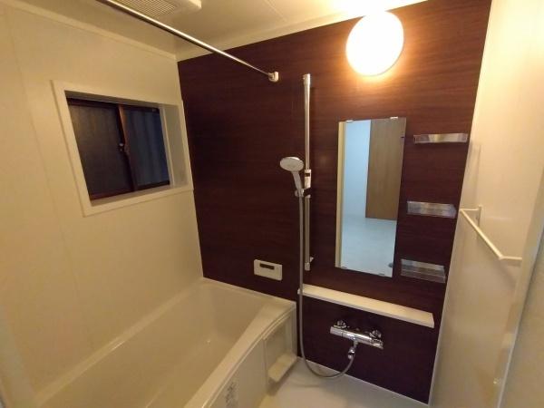 大阪市大正区鶴町1丁目　中古戸建 内観写真（浴室）