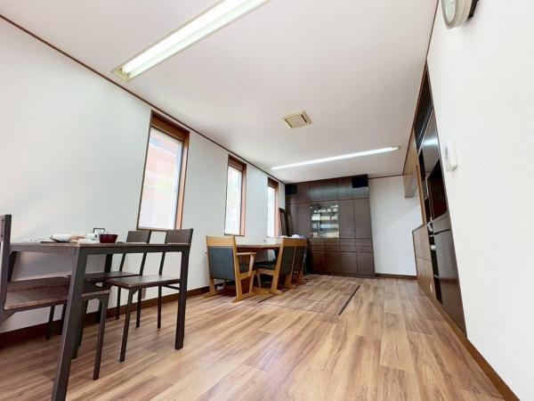大阪市平野区平野南1丁目　中古戸建 内観写真（リビング）