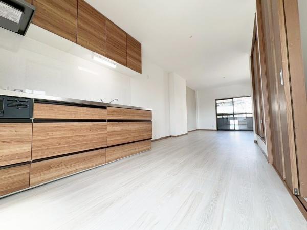 大阪市生野区巽南5丁目　中古戸建 内観写真（リビング）