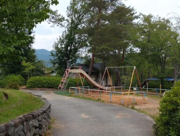 京都市左京区北白川東久保田町　古家付売土地 公園