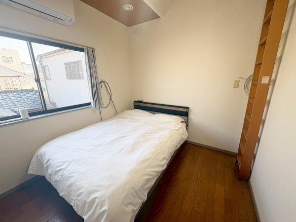大阪市西成区橘1丁目　中古戸建 内観写真（リビング以外の居室）