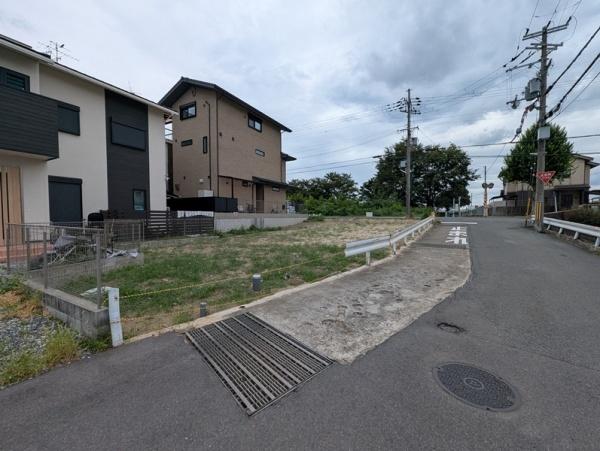 京都市右京区梅津中村町　建築条件無売土地 現地写真（前面道路含む現地写真）