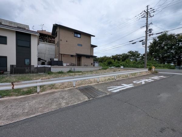 京都市右京区梅津中村町　建築条件無売土地 現地写真（前面道路含む現地写真）