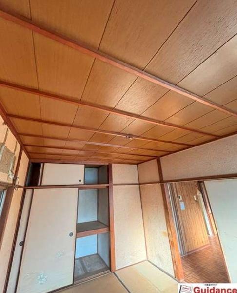 堺市東区草尾　中古戸建 内観写真（リビング以外の居室）