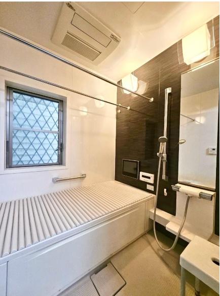 堺市西区浜寺諏訪森町中1丁　中古戸建 内観写真（浴室）