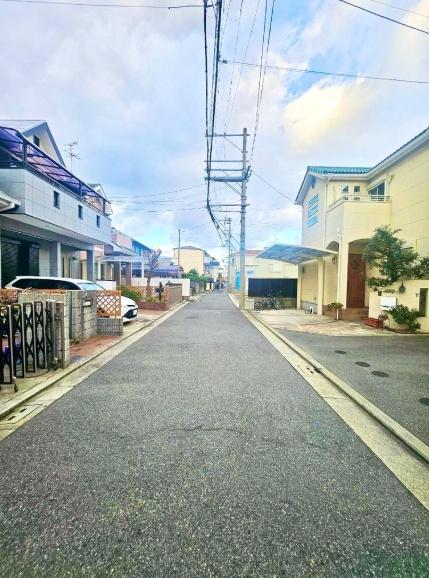 堺市西区浜寺諏訪森町中1丁　中古戸建 現地写真（前面道路含む現地写真）