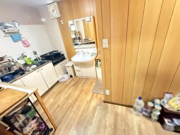 大阪市西成区梅南1丁目　中古テラスハウス 内観写真（キッチン）