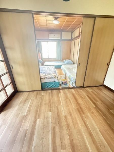 大阪市西成区梅南1丁目　中古テラスハウス 内観写真（リビング以外の居室）
