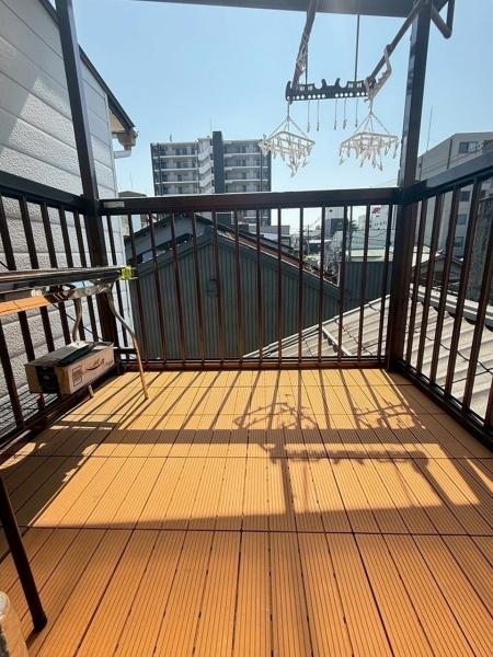大阪市西成区梅南1丁目　中古テラスハウス 現地写真（バルコニー）