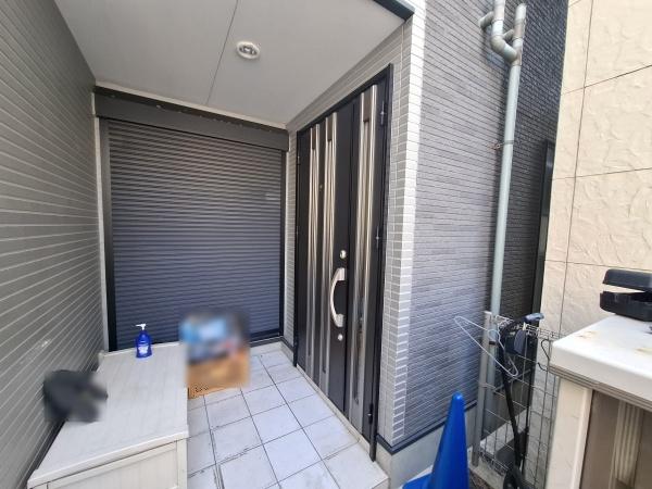 大阪市淀川区加島2丁目　中古戸建 現地写真（玄関）