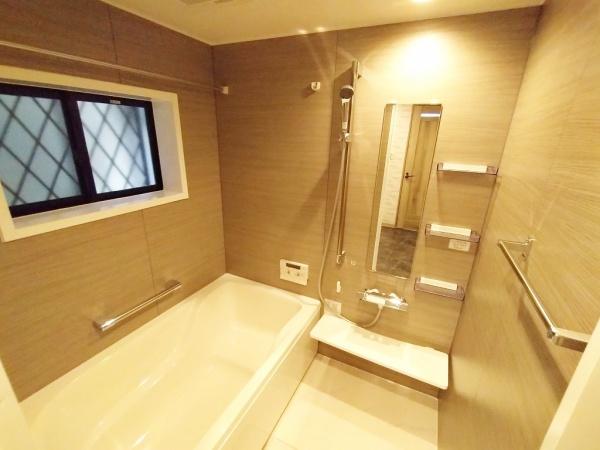 大阪市東淀川区大道南1丁目　中古戸建 内観写真（浴室）