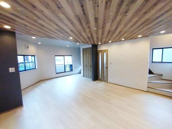 大阪市東淀川区大道南1丁目　中古戸建 内観写真（リビング）
