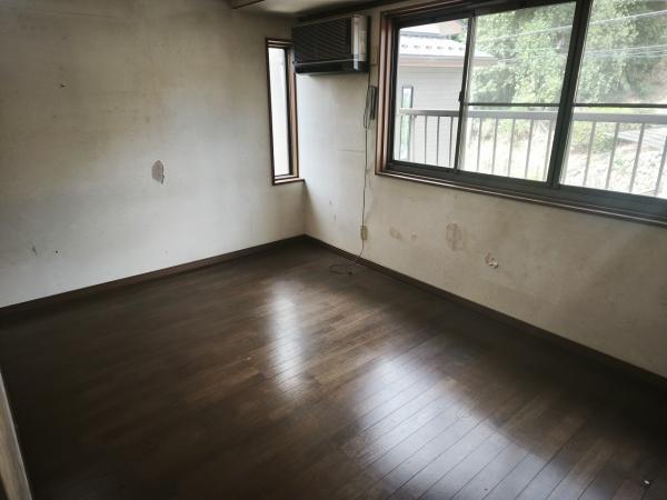 京都市東山区今熊野南日吉町　中古戸建 内観写真（リビング以外の居室）