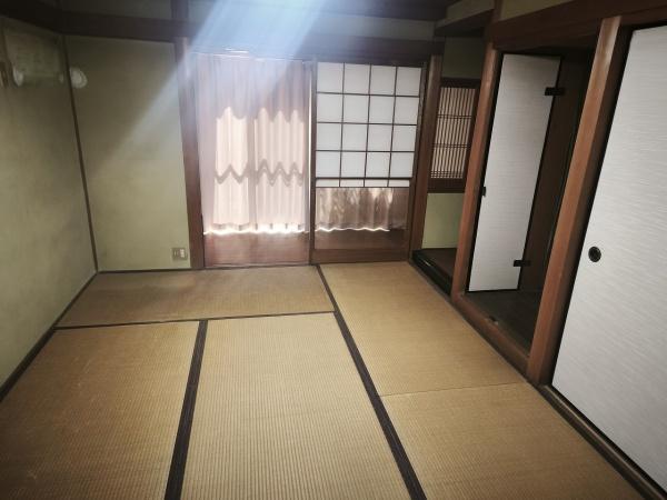 京都市東山区今熊野南日吉町　中古戸建 内観写真（リビング以外の居室）