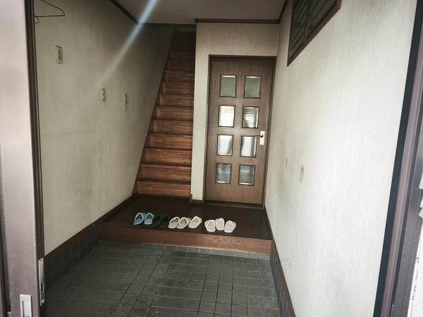 京都市東山区今熊野南日吉町　中古戸建 現地写真（玄関）