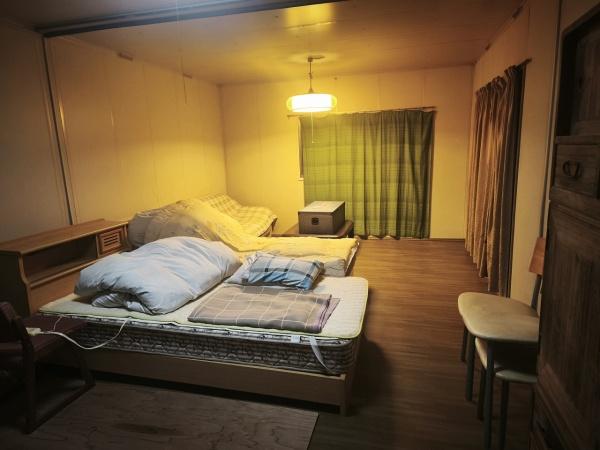 宇治市西笠取赤坂　中古戸建 内観写真（リビング以外の居室）