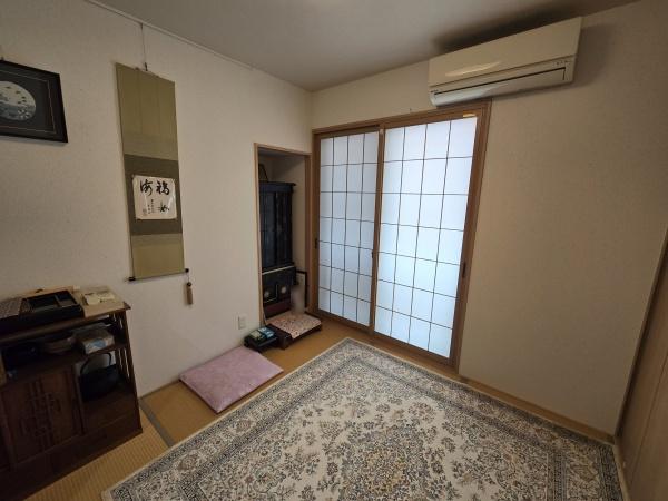 豊中市石橋麻田町　中古戸建 内観写真（リビング以外の居室）