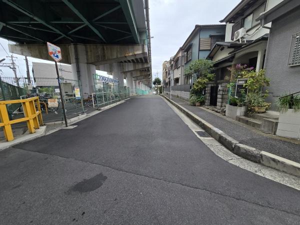 豊中市石橋麻田町　中古戸建 現地写真（前面道路含む現地写真）