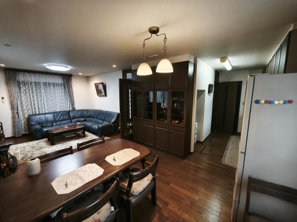 滋賀県大津市仰木の里東5丁目　中古戸建 内観写真（リビング）