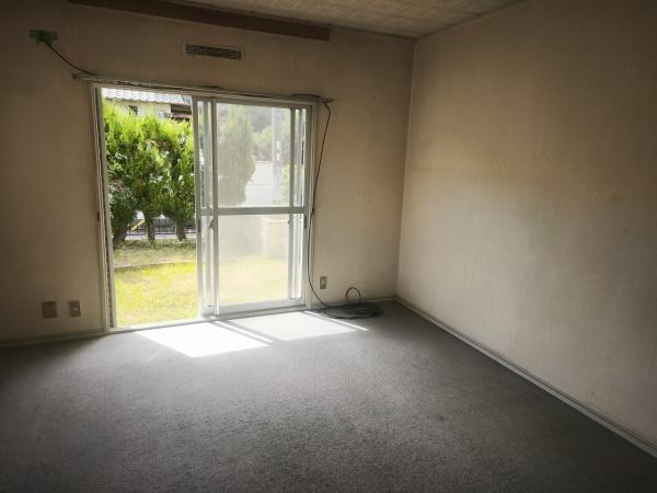 滋賀県大津市水明2丁目　中古戸建 内観写真（リビング以外の居室）