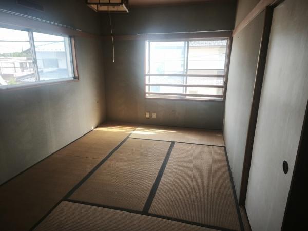 滋賀県大津市水明2丁目　中古戸建 内観写真（リビング以外の居室）