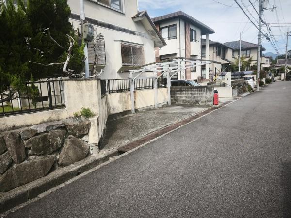 滋賀県大津市水明2丁目　中古戸建 現地写真（前面道路含む現地写真）