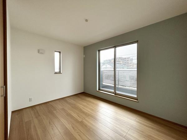 堺市南区深阪南　中古戸建 内観写真（リビング以外の居室）