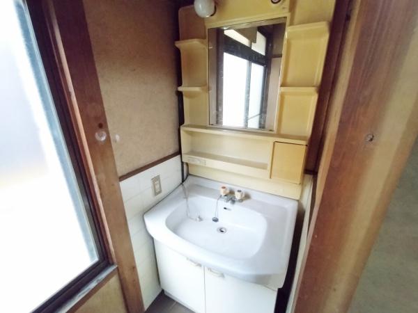 大阪市西淀川区佃2丁目　中古戸建 内観写真（洗面台・洗面所）