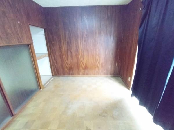 大阪市西淀川区佃2丁目　中古戸建 内観写真（リビング以外の居室）