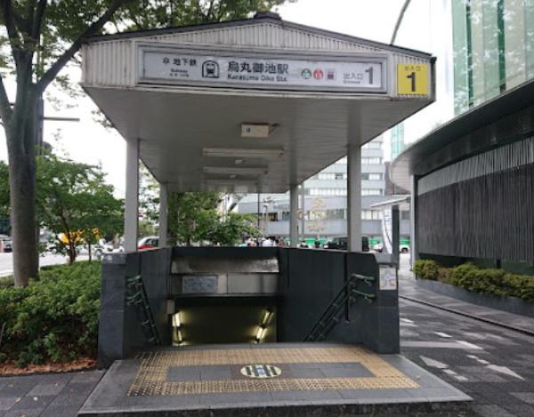 リソシエレスティーナ御所南 駅
