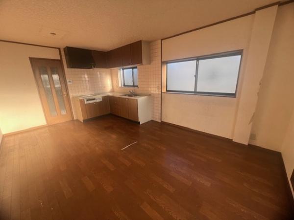 松原市河合3丁目　中古戸建 内観写真（リビング）