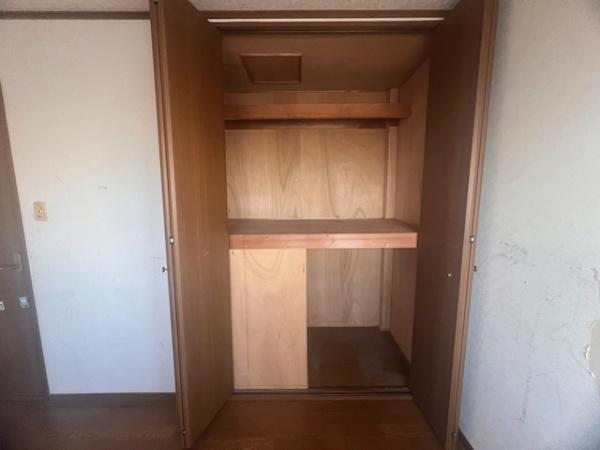 松原市河合3丁目　中古戸建 内観写真（収納）