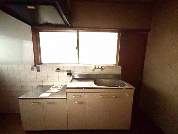 堺市西区上野芝町5丁　中古戸建 内観写真（キッチン）